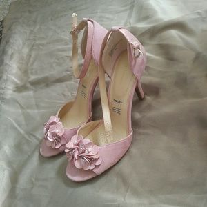 Heels pink flower